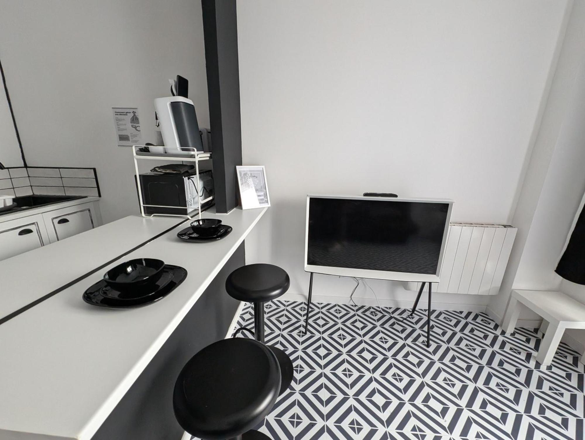 Atypique Avec Terrasse